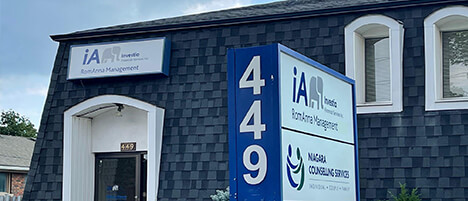 exterior HollisWealth Building